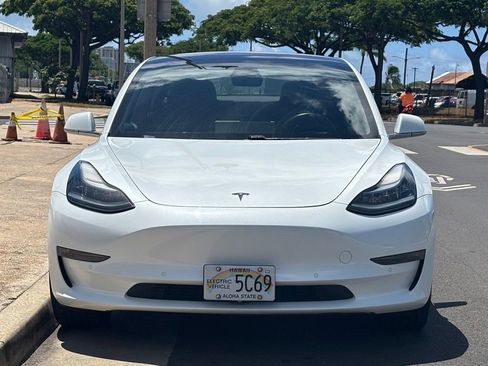 Used 2018 Tesla Model 3 Long Range RWD image 7