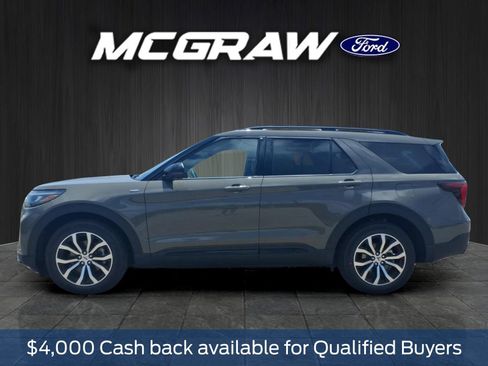 New 2026 Ford Explorer ST-Line RWD image 3