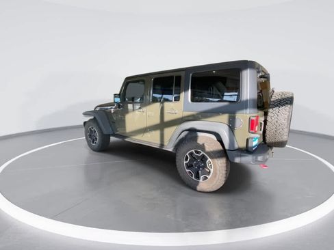 Used 2016 Jeep Wrangler Unlimited Rubicon AWD/4WD image 6