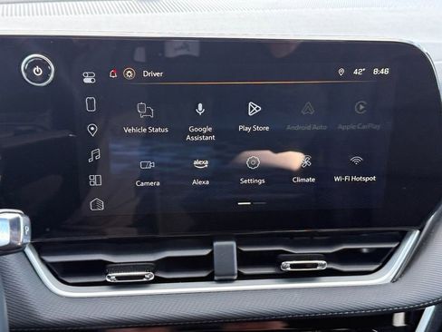 Used 2025 Chevrolet Equinox LT w/ Convenience Package II image 17