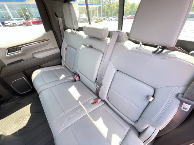Used 2024 Chevrolet Silverado 1500 RST w/ Convenience Package II AWD/4WD image 18