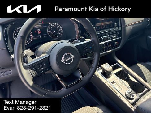 Used 2025 Nissan Pathfinder Rock Creek AWD/4WD image 19