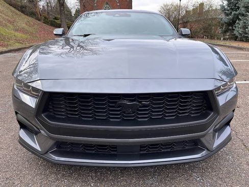 Used 2024 Ford Mustang Coupe image 32