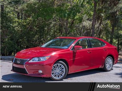 Used 2015 Lexus ES 350 w/ Luxury Package