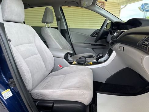 Used 2014 Honda Accord EX image 23