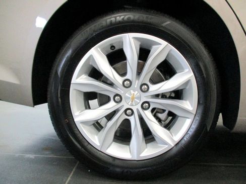 Used 2024 Chevrolet Malibu LT image 27