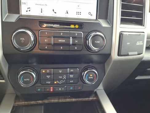 Used 2019 Ford F250 Lariat w/ Lariat Ultimate Package image 14