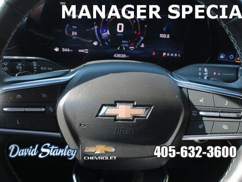 Used 2024 Chevrolet Traverse LT image 14