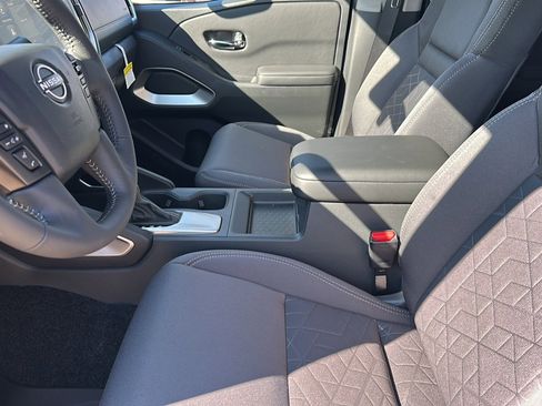 New 2026 Nissan Frontier SV w/ All-Weather Content Package image 10