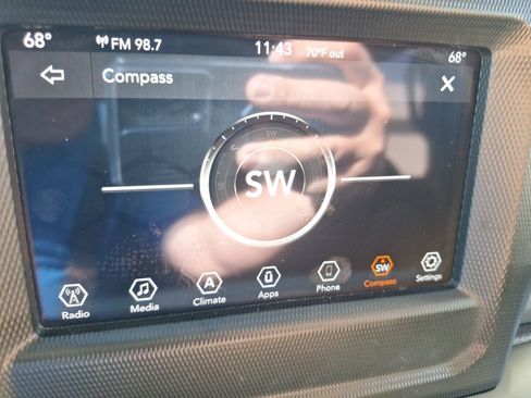 Used 2020 Jeep Gladiator Sport w/ Quick Order Package 24S image 28