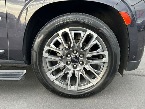 Used 2023 GMC Yukon XL Denali Ultimate image 33