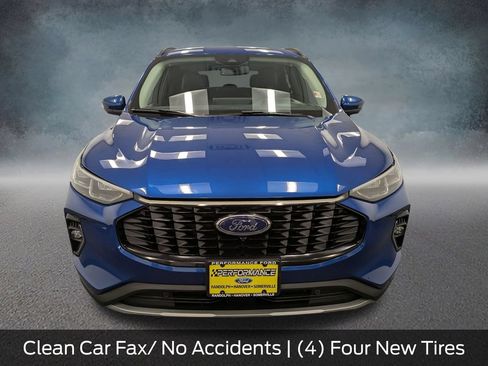Certified 2023 Ford Escape Platinum w/ Premium Technology Package AWD/4WD image 2