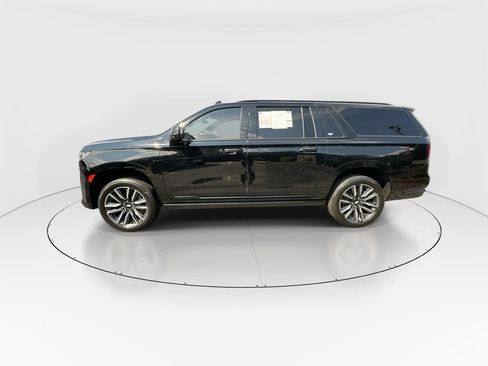 Used 2024 Cadillac Escalade ESV Sport Platinum AWD/4WD image 5