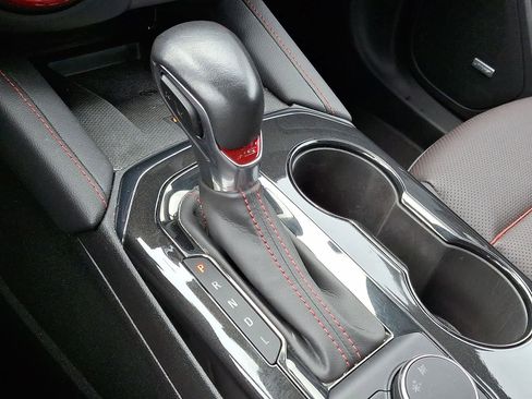Used 2019 Chevrolet Blazer RS FWD image 22