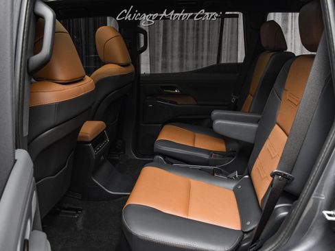 Used 2025 Lexus GX 550 w/ Cold Area Package image 29