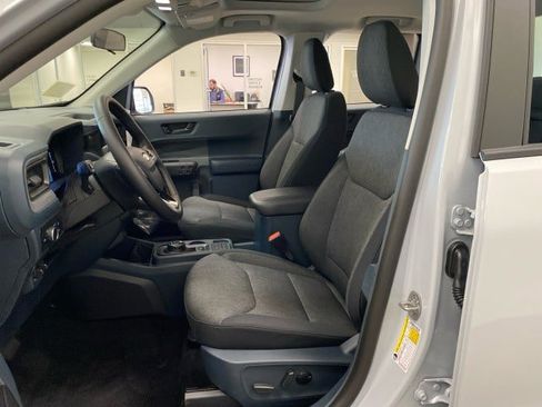 New 2025 Ford Maverick XLT w/ XLT Luxury Package image 39