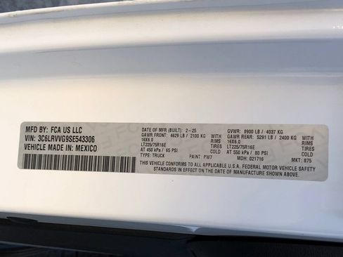 Used 2025 RAM ProMaster 2500 w/ U-Haul Equipment Group FWD image 34