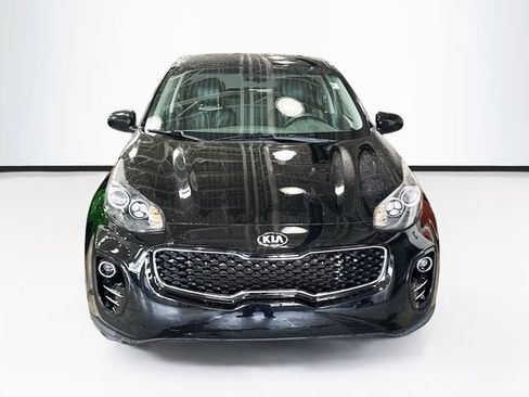 Used 2018 Kia Sportage LX image 4