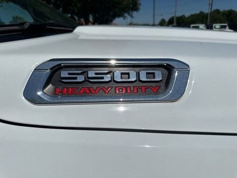 New 2024 RAM 5500 Tradesman w/ Chrome Appearance Group image 26