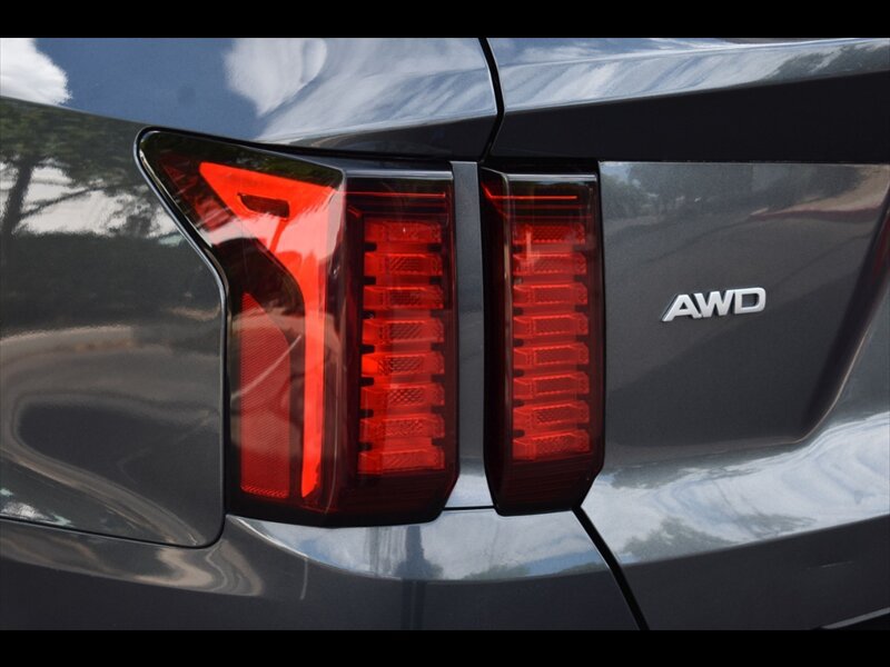 Used 2022 Kia Sorento LX AWD/4WD image 49