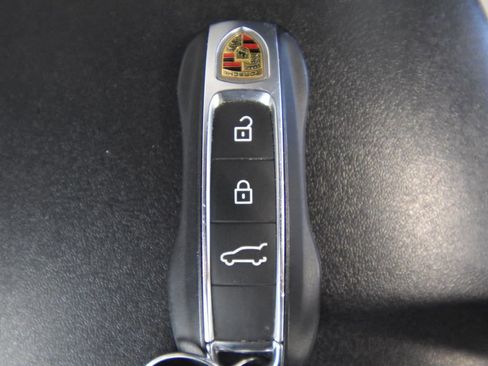 Certified 2023 Porsche Cayenne Turbo image 46