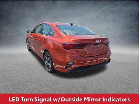 Used 2023 Kia Forte LXS w/ LXS Technology Package FWD image 10