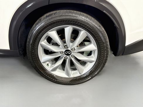 Used 2021 INFINITI QX50 Luxe FWD image 37