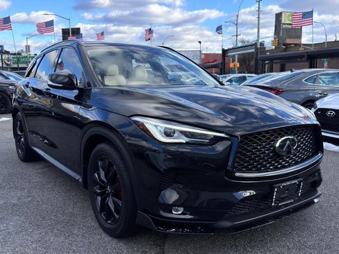 Used 2021 INFINITI QX50 Luxe image 3