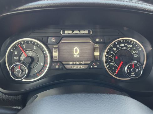 Used 2024 RAM 3500 Laramie w/ Towing Technology Group AWD/4WD image 19