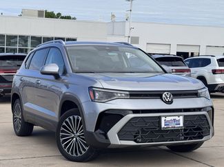 New 2025 Volkswagen Taos SE video 2