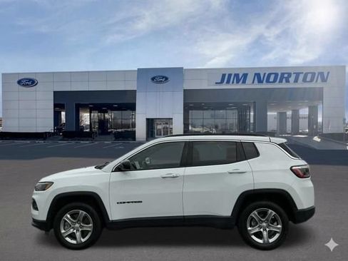 Used 2024 Jeep Compass Latitude AWD/4WD image 8