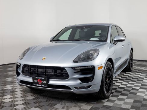 Used 2017 Porsche Macan GTS image 2