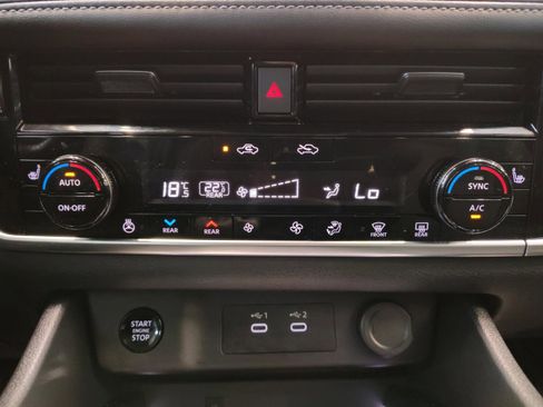 Certified 2024 Nissan Rogue SL w/ SL Premium Package FWD image 22