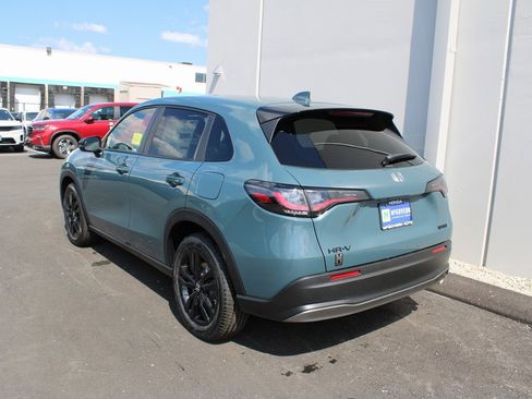 New 2026 Honda HR-V Sport image 8