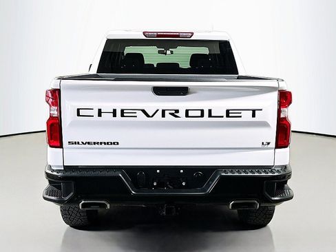 Used 2022 Chevrolet Silverado 1500 LT Trail Boss w/ Bed Protection Package AWD/4WD image 6