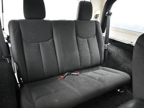 Used 2015 Jeep Wrangler Sport w/ Quick Order Package 24S AWD/4WD image 9