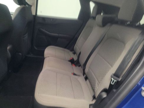 Used 2022 Ford Escape SE image 18