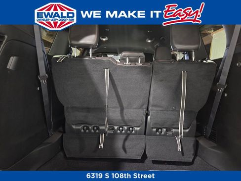 New 2026 Chrysler Pacifica Select image 19