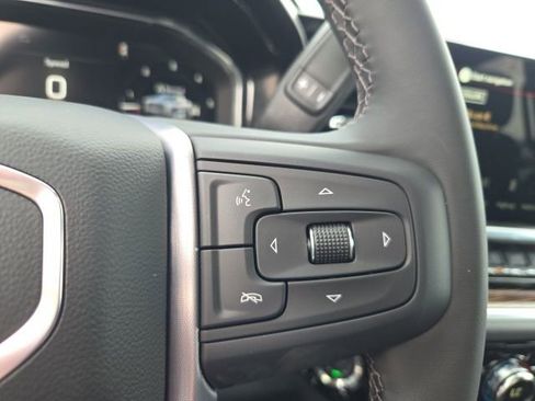 Used 2026 GMC Sierra 1500 SLE w/ Preferred Package image 24