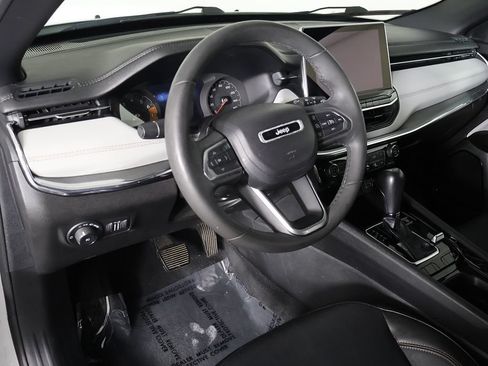 Used 2023 Jeep Compass Limited AWD/4WD image 25