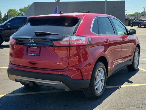 Used 2024 Ford Edge SEL w/ Convenience Package AWD/4WD image 4