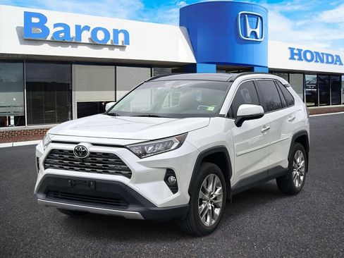 Used 2019 Toyota RAV4 Limited w/ Advanced Technology Package AWD/4WD image 2