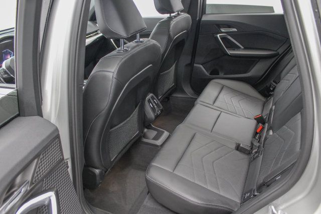 Used 2023 BMW X1 xDrive28i w/ Convenience Package AWD/4WD image 15
