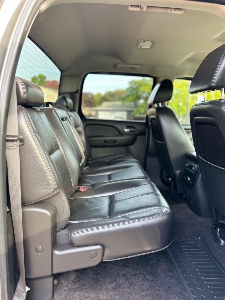 Used 2007 GMC Sierra 2500 SLE AWD/4WD image 16