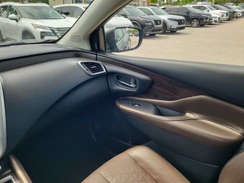 Certified 2020 Nissan Murano Platinum FWD image 16
