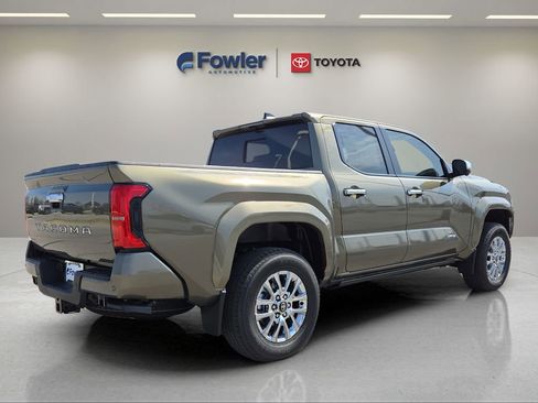 New 2026 Toyota Tacoma Limited AWD/4WD image 7