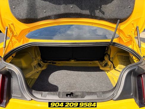Used 2017 Ford Mustang GT RWD image 26