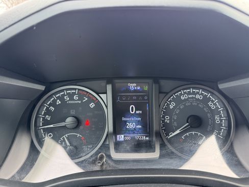 Used 2023 Toyota Tacoma TRD Pro image 21