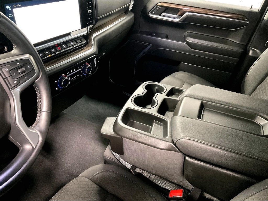 Used 2024 Chevrolet Silverado 1500 LT AWD/4WD image 20