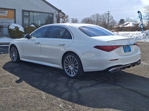 Used 2022 Mercedes-Benz S 580 4MATIC Sedan image 4